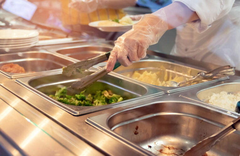 SFU’s Cleaning and Cafeteria Staff Should Be In-House Employees